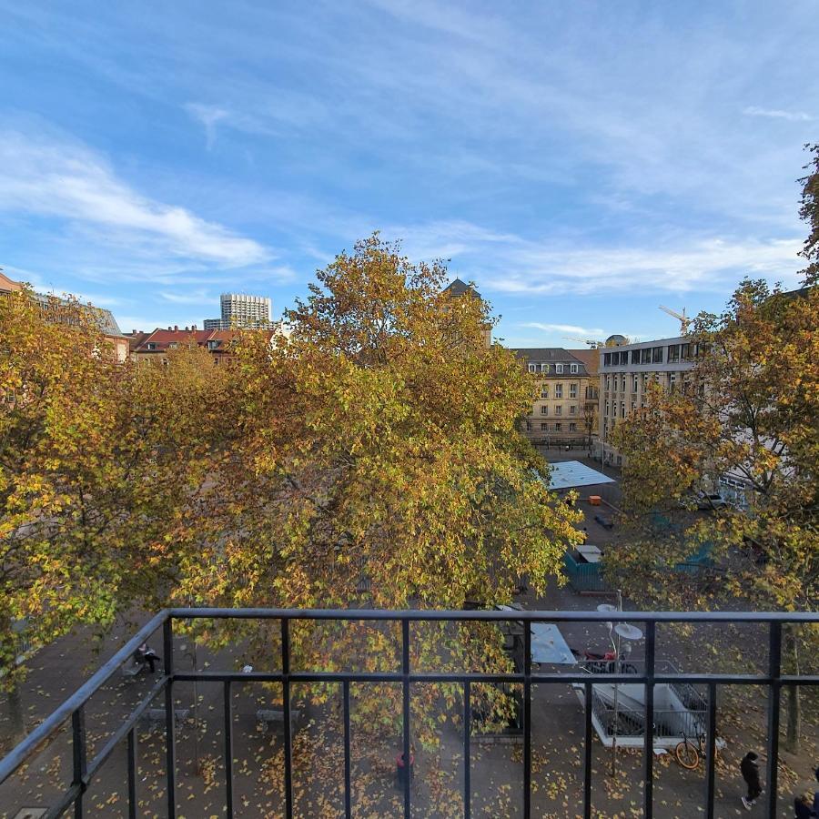 Sonniges Zimmer Mit Balkon Im Herzen Mannheims Exterior foto